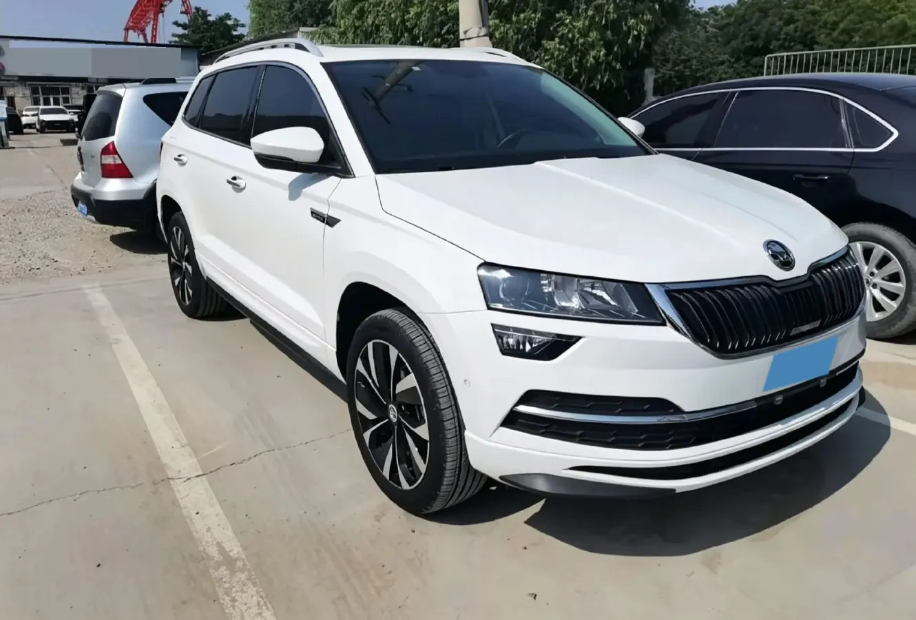 2024 Skoda Karoq 1.4T 150HP L4 7DCT,autocango,china used car exporter,china ev exporter,chinese used car exporter,chinese used ev exporter