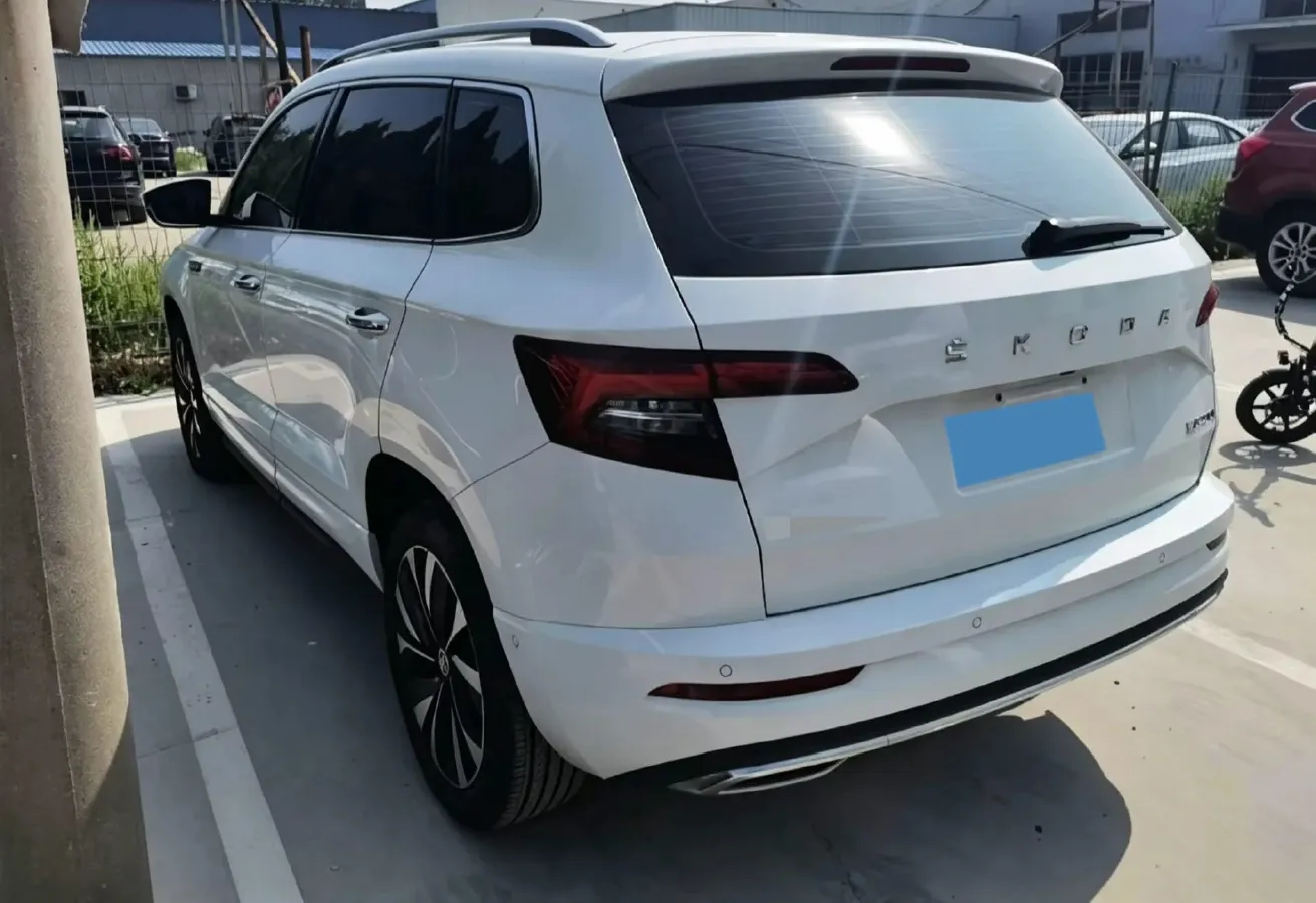2024 Skoda Karoq 1.4T 150HP L4 7DCT,autocango,china used car exporter,china ev exporter,chinese used car exporter,chinese used ev exporter