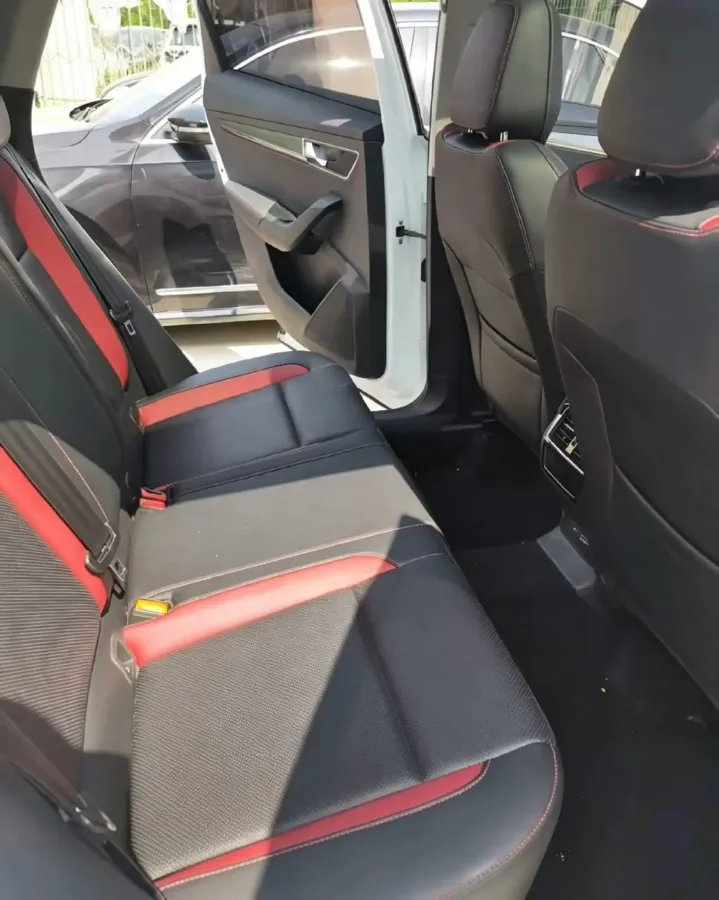 2024 Skoda Karoq 1.4T 150HP L4 7DCT,autocango,china used car exporter,china ev exporter,chinese used car exporter,chinese used ev exporter