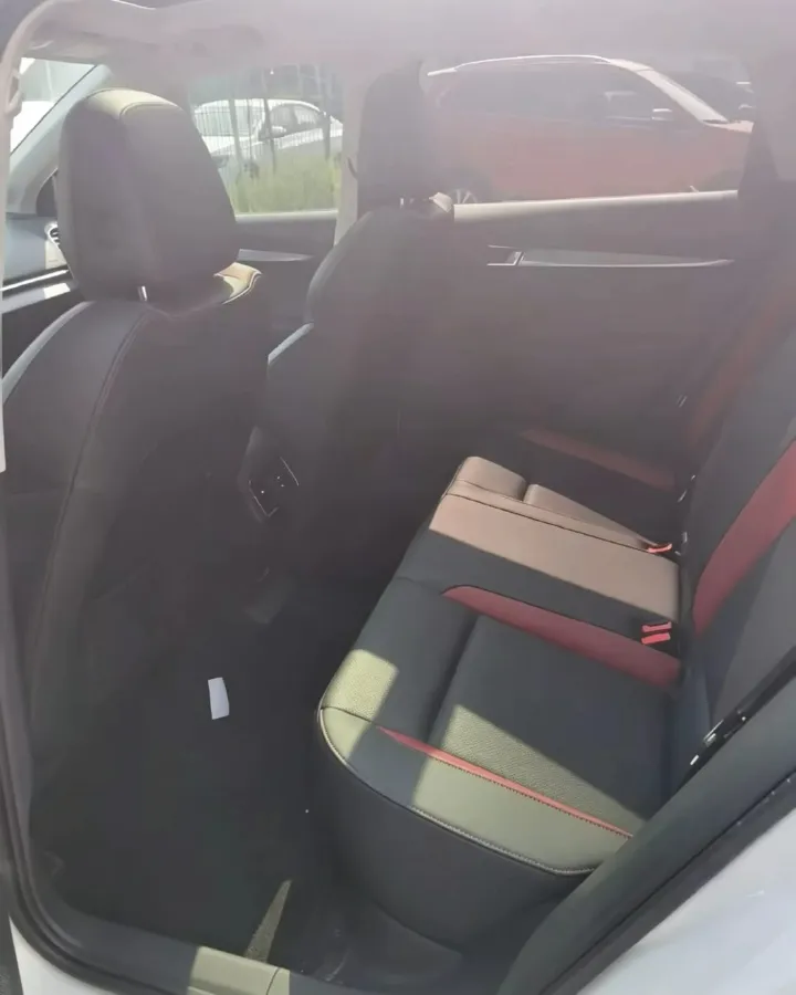 2024 Skoda Karoq 1.4T 150HP L4 7DCT,autocango,china used car exporter,china ev exporter,chinese used car exporter,chinese used ev exporter