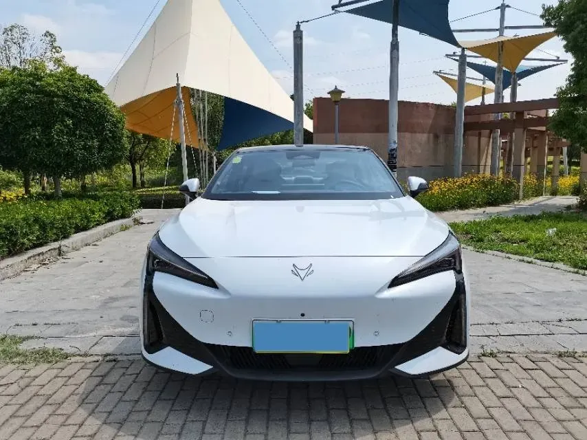 2025 ARCFOX αS5 BEV,autocango,china used car exporter,china ev exporter,chinese used car exporter,chinese used ev exporter