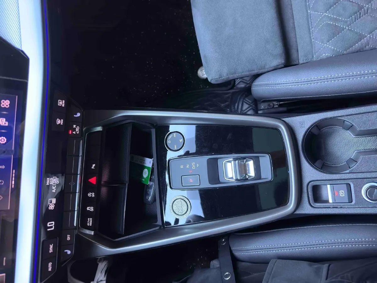 2023 Audi A3 1.4T 150HP L4 7DCT,autocango,china used car exporter,china ev exporter,chinese used car exporter,chinese used ev exporter