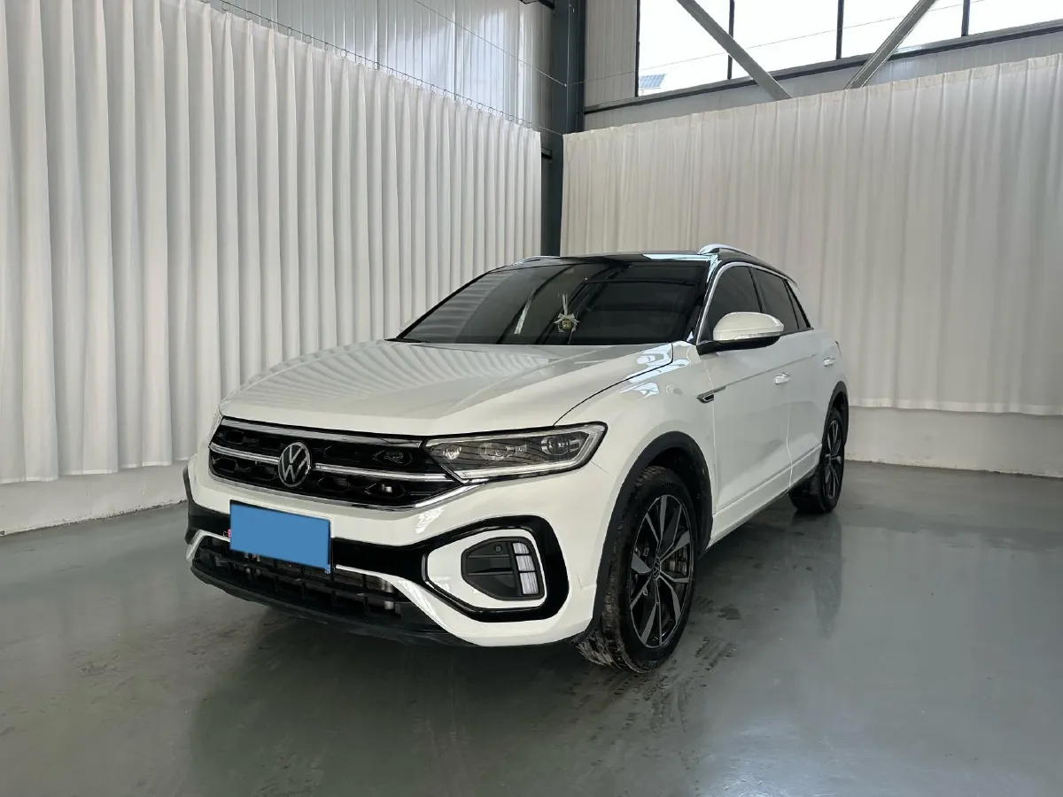 2024 Volkswagen T-Roc 1.5T 160HP L4 7DCT,autocango,china used car exporter,china ev exporter,chinese used car exporter,chinese used ev exporter