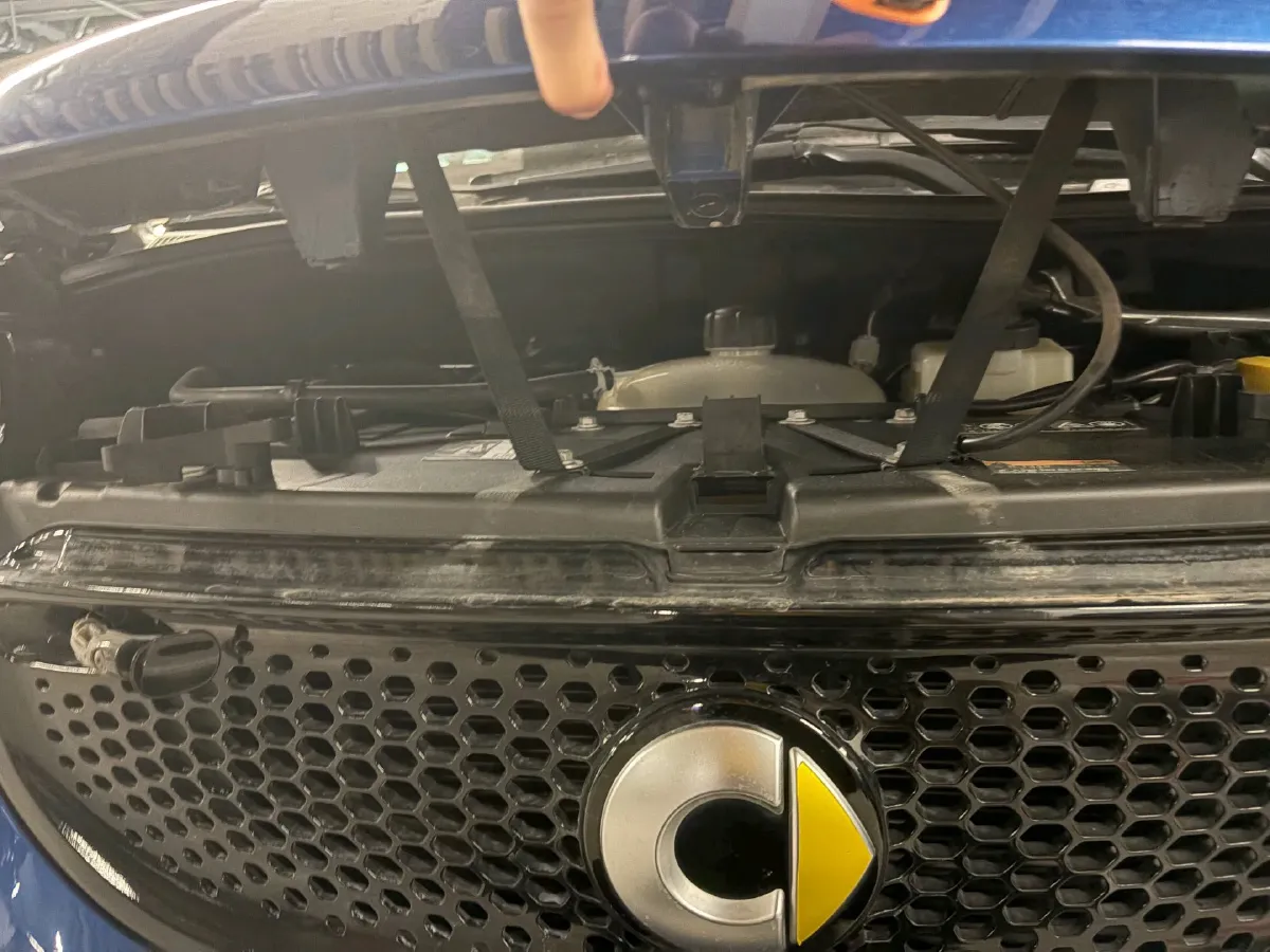 2019 Smart smart fortwo 0.9T 90HP L3 6DCT,autocango,china used car exporter,china ev exporter,chinese used car exporter,chinese used ev exporter