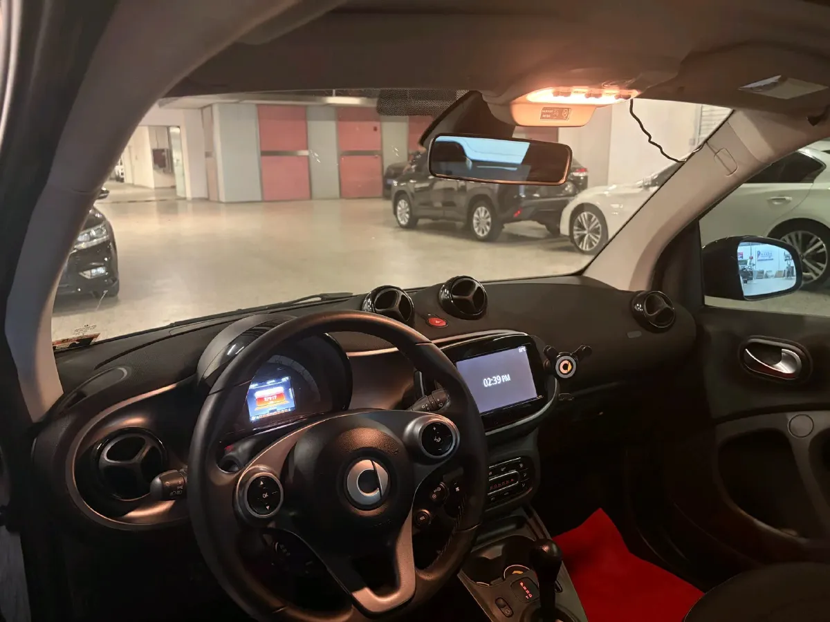 2019 Smart smart fortwo 0.9T 90HP L3 6DCT,autocango,china used car exporter,china ev exporter,chinese used car exporter,chinese used ev exporter