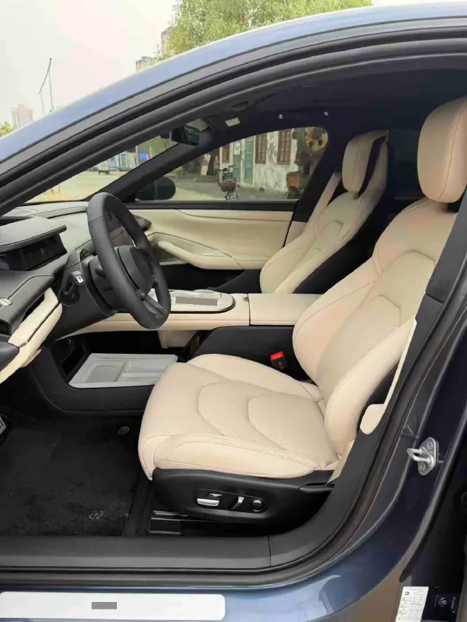 2024 MI SU7 BEV 101KWH,autocango,china used car exporter,china ev exporter,chinese used car exporter,chinese used ev exporter