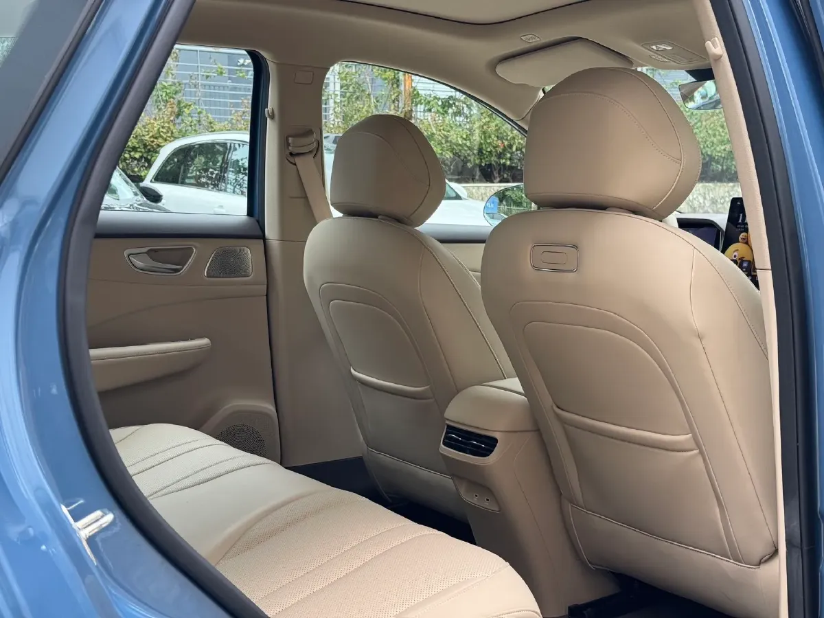 2025 HIMA Shangjie H5 BEV,autocango,china used car exporter,china ev exporter,chinese used car exporter,chinese used ev exporter