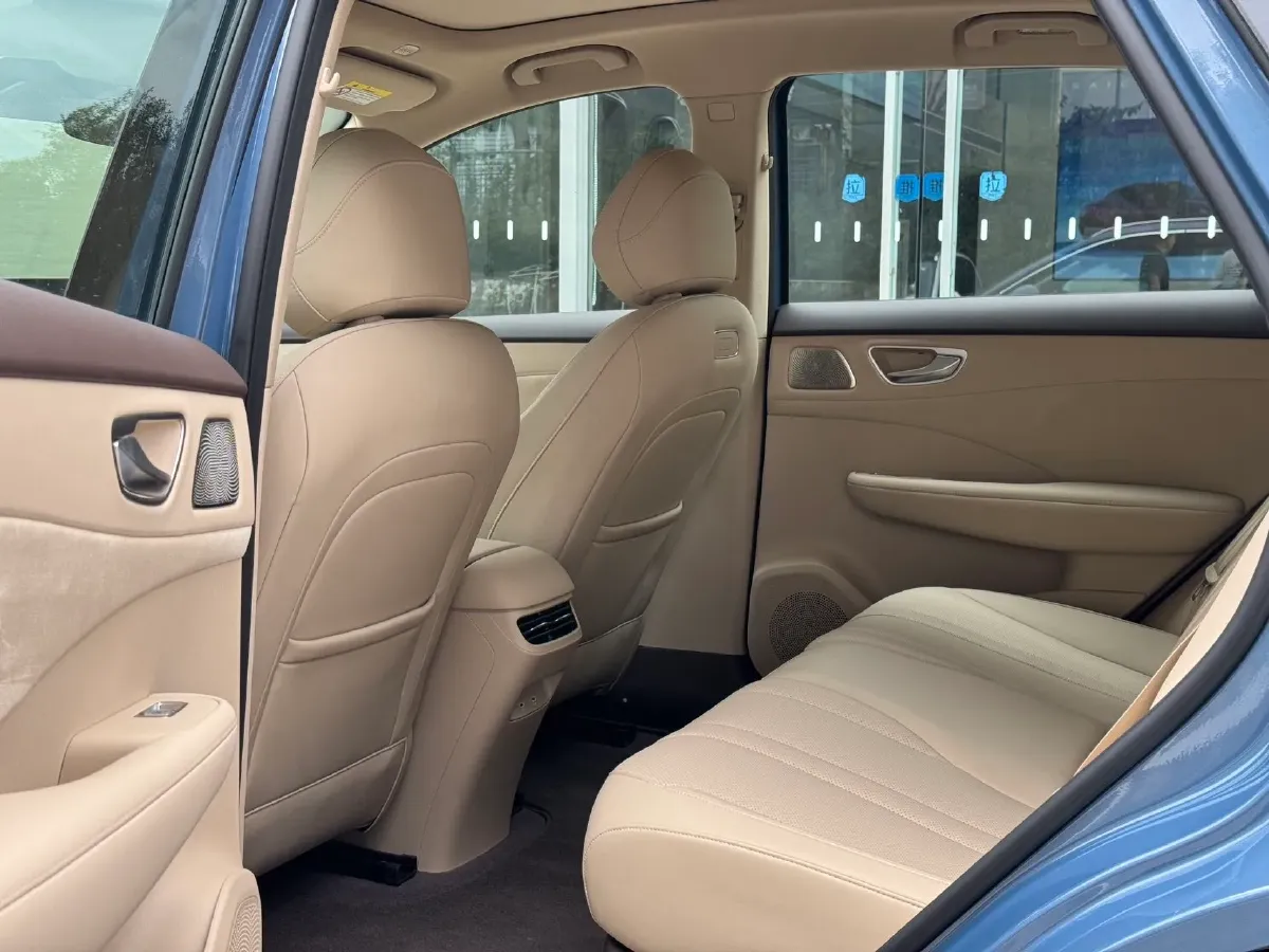 2025 HIMA Shangjie H5 BEV,autocango,china used car exporter,china ev exporter,chinese used car exporter,chinese used ev exporter