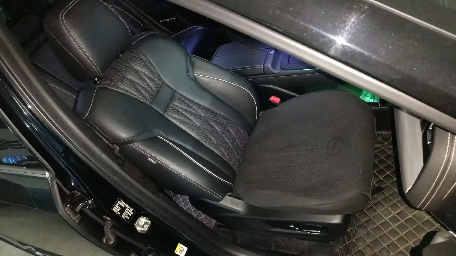 2022 GAC Trumpchi GS8 2.0T 252HP L4 8AT,autocango,china used car exporter,china ev exporter,chinese used car exporter,chinese used ev exporter
