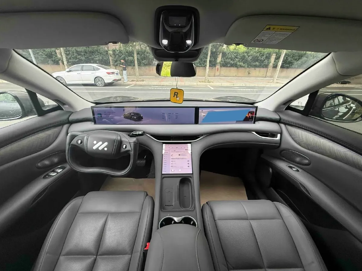 2025 IM LS6 BEV 83KWH,autocango,china used car exporter,china ev exporter,chinese used car exporter,chinese used ev exporter