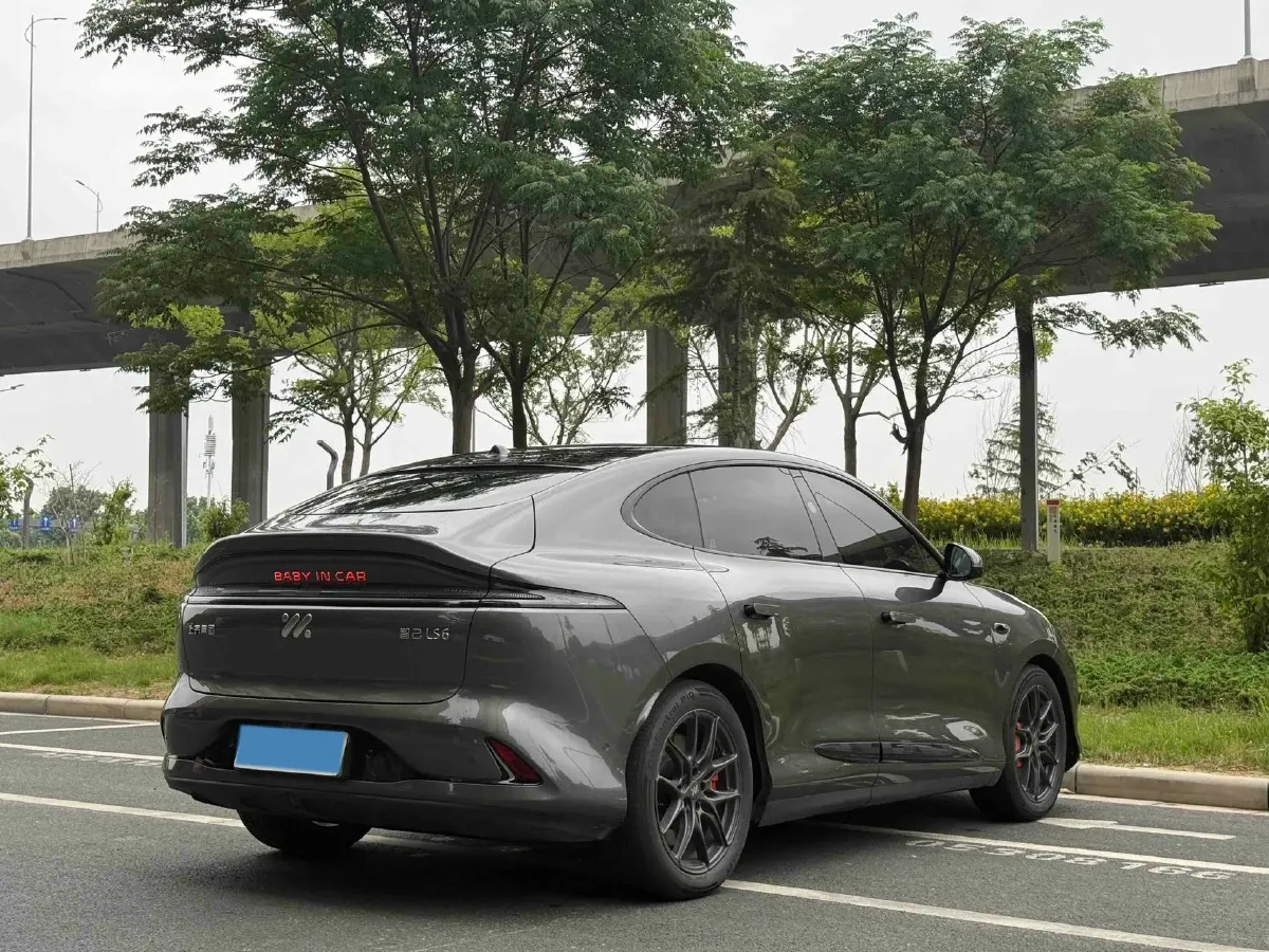 2025 IM LS6 BEV 83KWH,autocango,china used car exporter,china ev exporter,chinese used car exporter,chinese used ev exporter