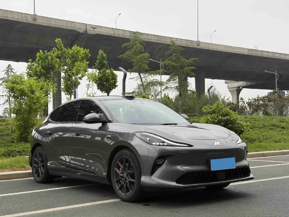 2025 IM LS6 BEV 83KWH,autocango,china used car exporter,china ev exporter,chinese used car exporter,chinese used ev exporter