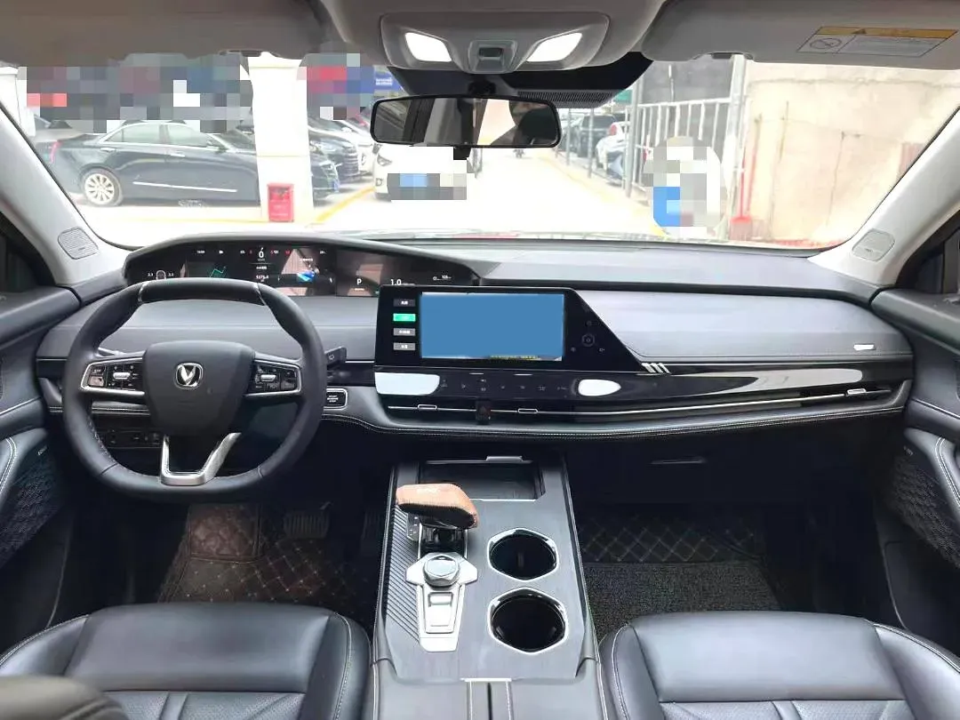2021 ChangAn UNI-K 2.0T 233HP L4 8AT,autocango,china used car exporter,china ev exporter,chinese used car exporter,chinese used ev exporter