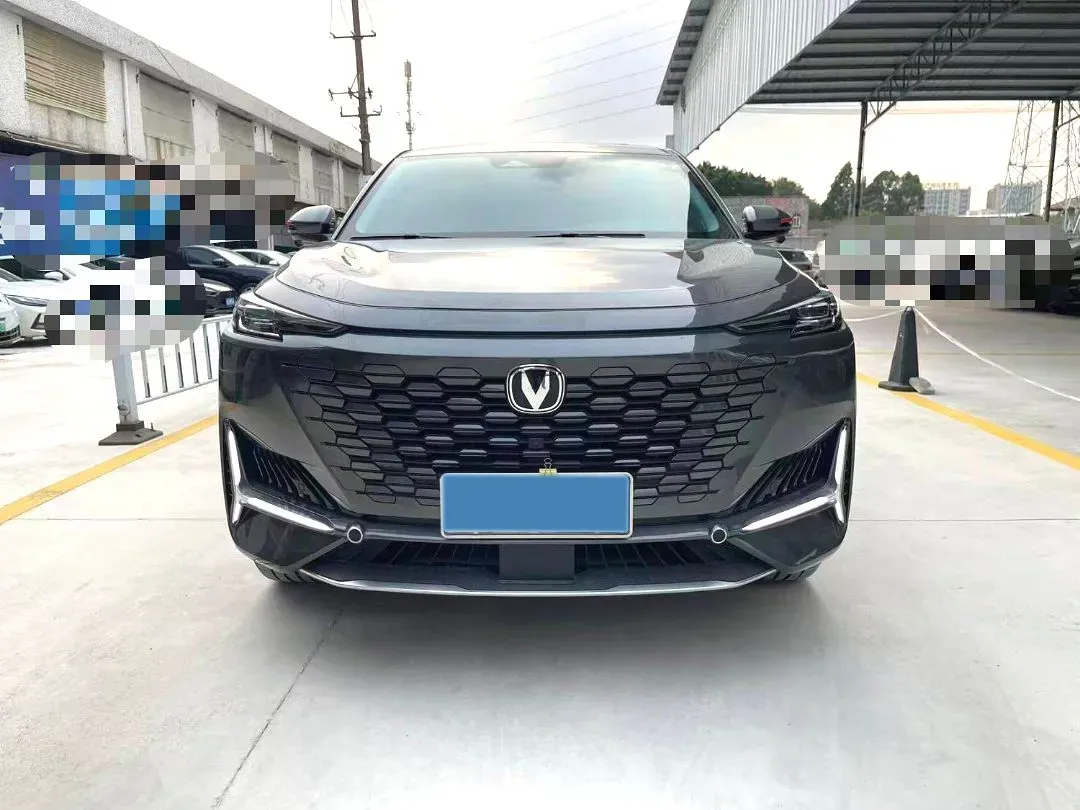 2021 ChangAn UNI-K 2.0T 233HP L4 8AT,autocango,china used car exporter,china ev exporter,chinese used car exporter,chinese used ev exporter