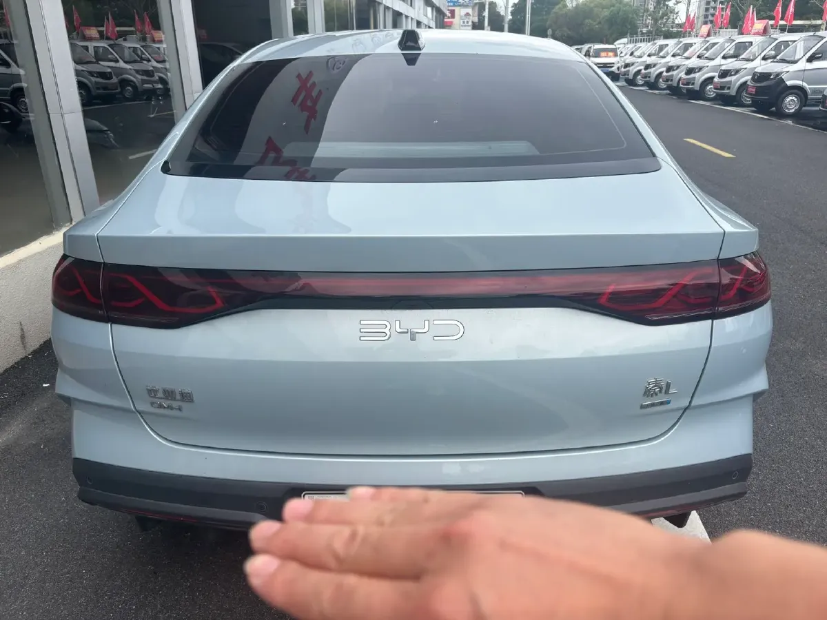 2025 BYD QinL 1.5L 101HP L4 E-CVT PHEV 10.08KWH,autocango,china used car exporter,china ev exporter,chinese used car exporter,chinese used ev exporter