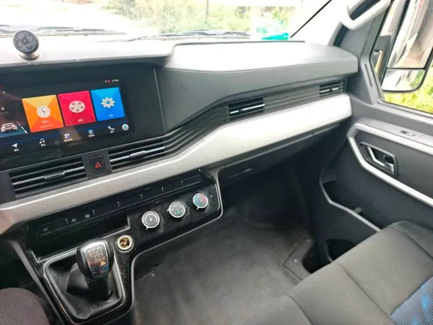 2023 DongFeng DFAC YuFeng 2.0T 136HP L4 7DCT,autocango,china used car exporter,china ev exporter,chinese used car exporter,chinese used ev exporter