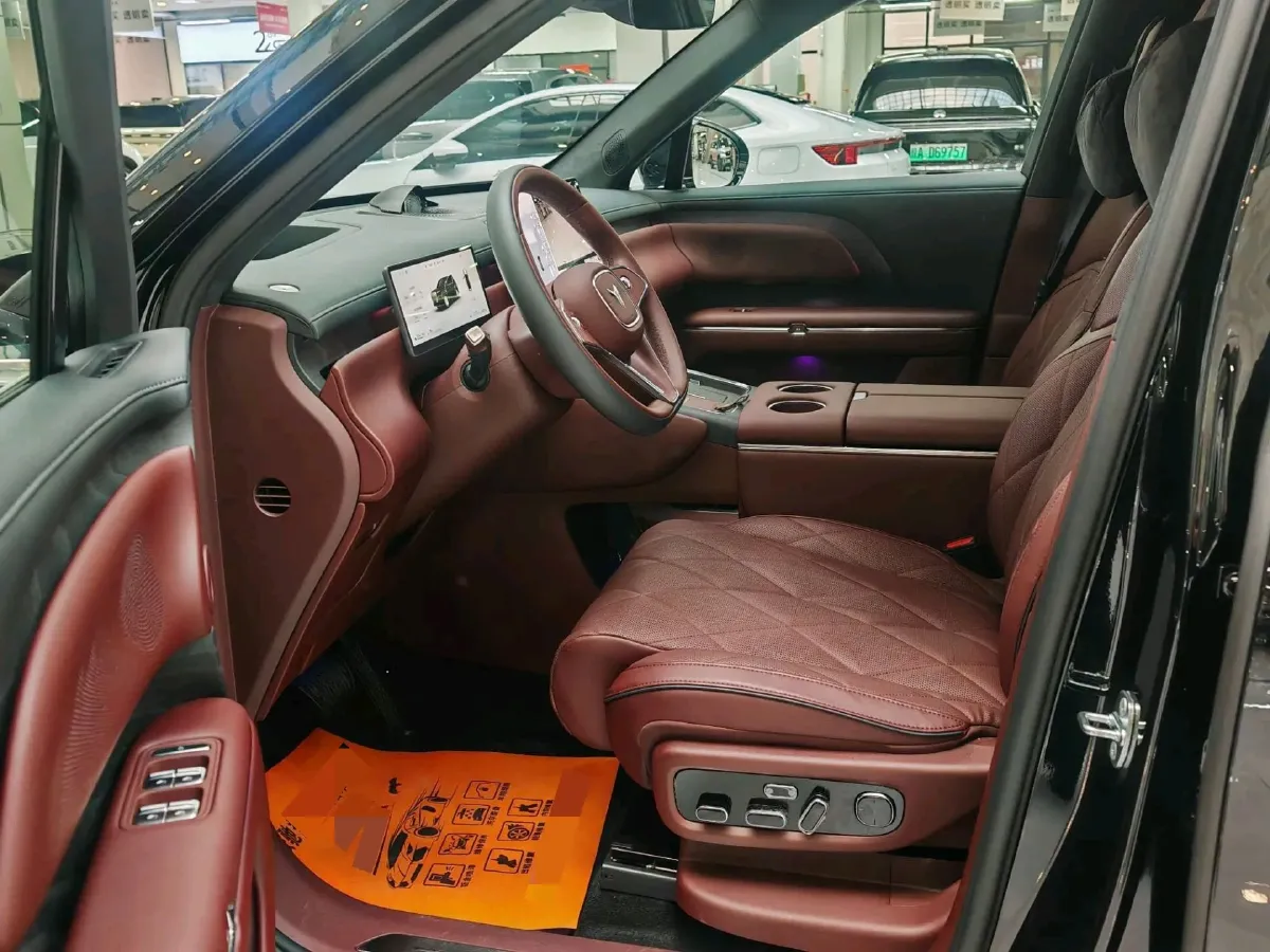 2026 Voyah TaiShan 1.5T 150HP L4 PHEV,autocango,china used car exporter,china ev exporter,chinese used car exporter,chinese used ev exporter