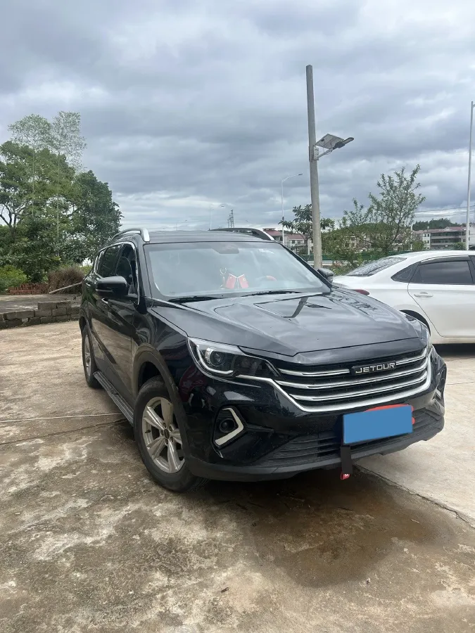 2022 Jetour X70M 1.5T 156HP L4 6MT,autocango,china used car exporter,china ev exporter,chinese used car exporter,chinese used ev exporter