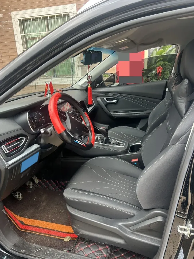 2022 Jetour X70M 1.5T 156HP L4 6MT,autocango,china used car exporter,china ev exporter,chinese used car exporter,chinese used ev exporter