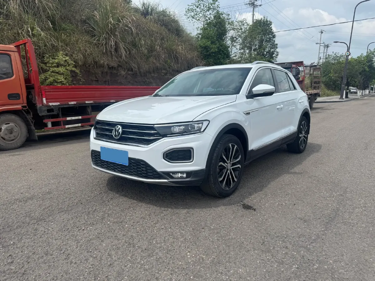 2020 Volkswagen T-Roc 1.4T 150HP L4 7DCT,autocango,china used car exporter,china ev exporter,chinese used car exporter,chinese used ev exporter