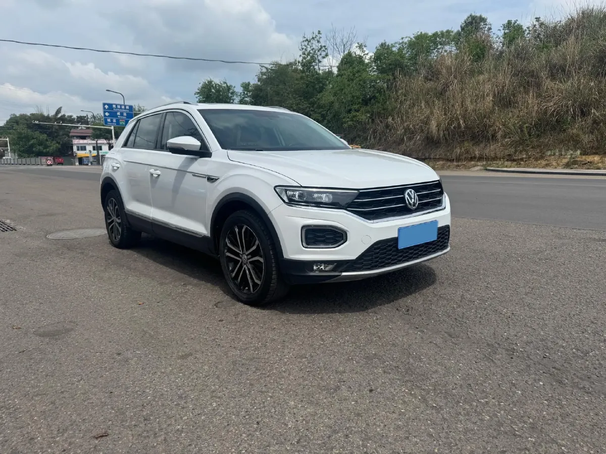 2020 Volkswagen T-Roc 1.4T 150HP L4 7DCT,autocango,china used car exporter,china ev exporter,chinese used car exporter,chinese used ev exporter