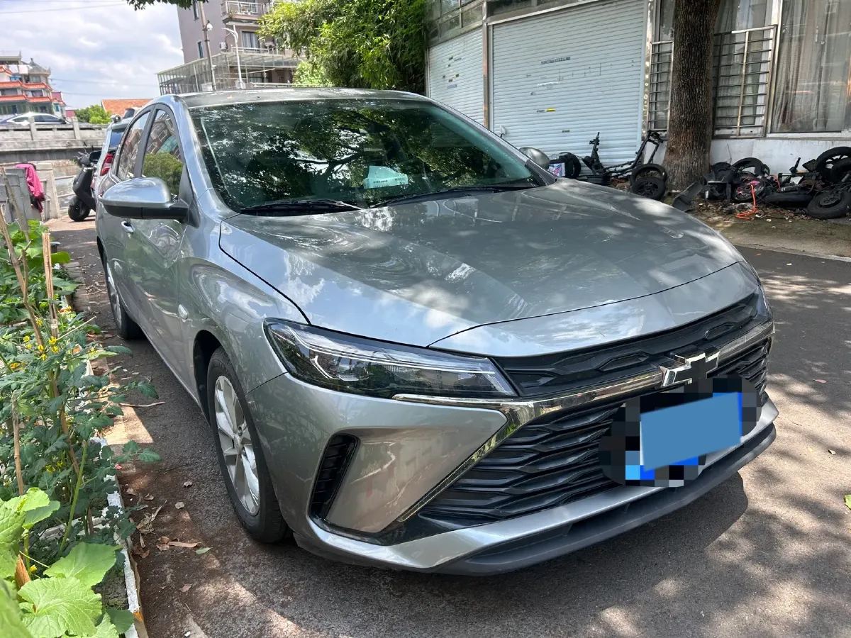 2023 Chevrolet Monza 1.5L 113HP L4 6DCT,autocango,china used car exporter,china ev exporter,chinese used car exporter,chinese used ev exporter
