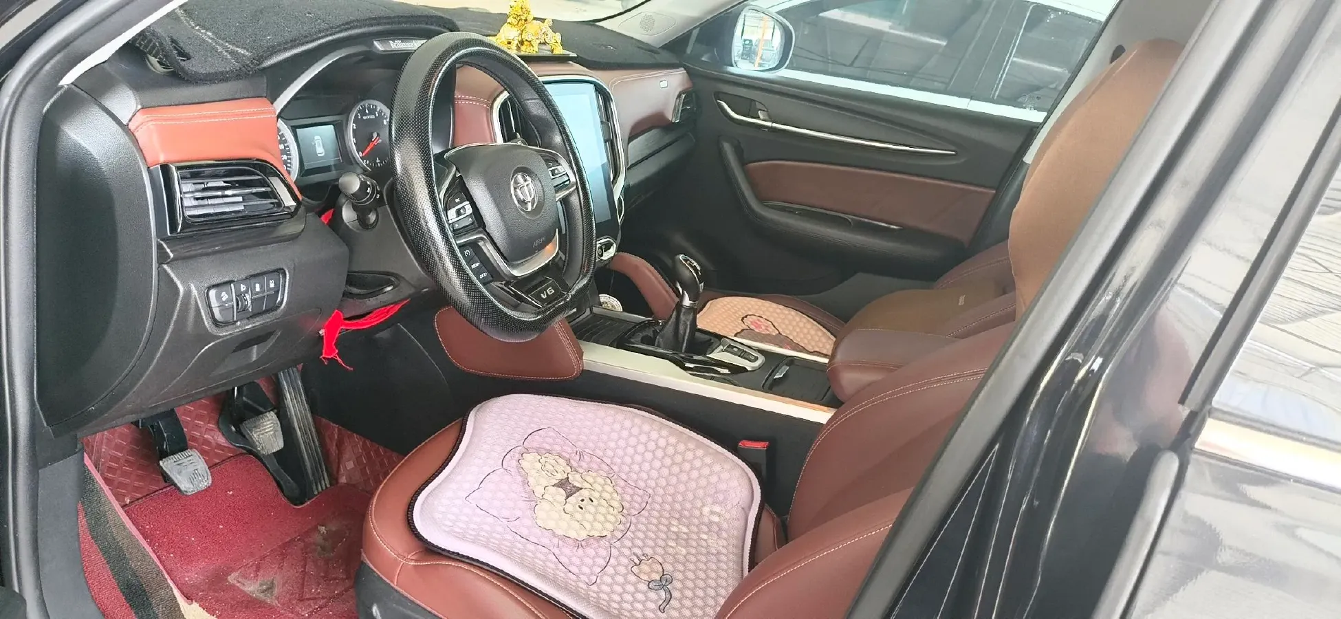 2018 Brilliance Auto V6 1.5T 150HP L4 6MT,autocango,china used car exporter,china ev exporter,chinese used car exporter,chinese used ev exporter