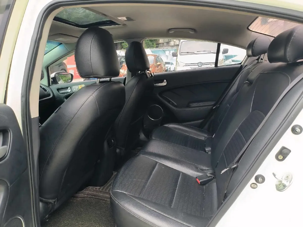 2017 Kia K3 1.6L 128HP L4 6AT,autocango,china used car exporter,china ev exporter,chinese used car exporter,chinese used ev exporter