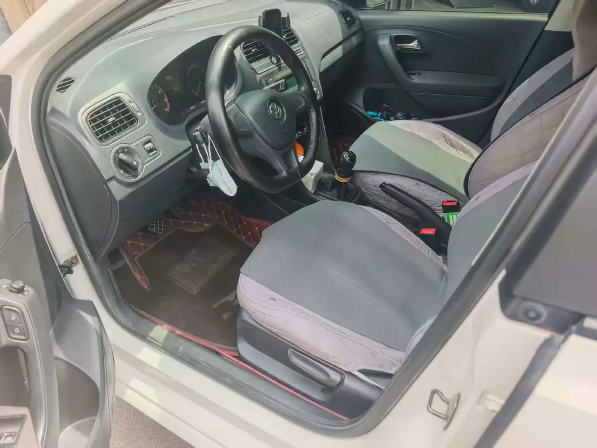 2016 Volkswagen Polo 1.4L 90HP L4 5MT,autocango,china used car exporter,china ev exporter,chinese used car exporter,chinese used ev exporter