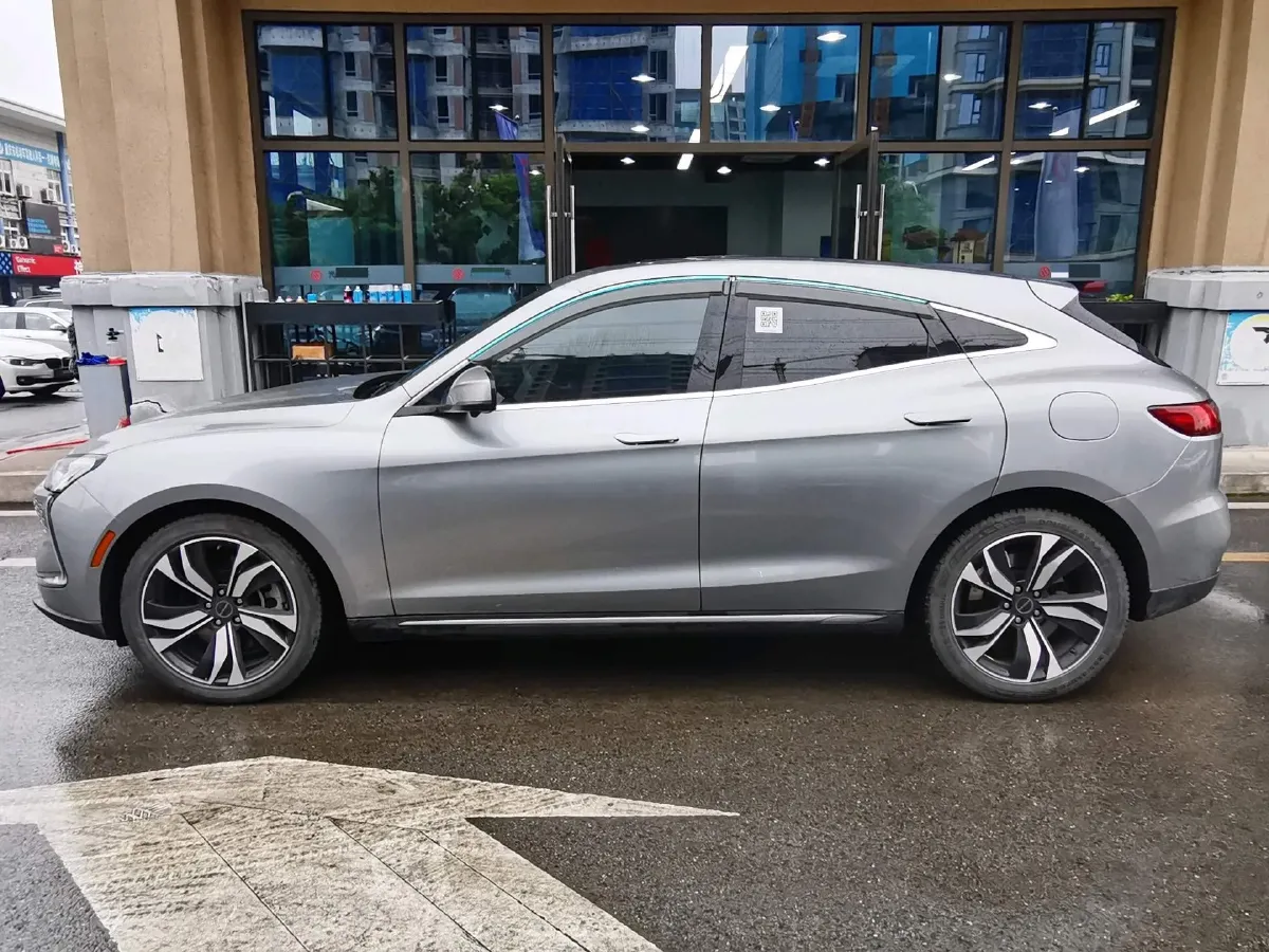 2020 SERES SF5 Range Extended 112HP REEV 35KWH,autocango,china used car exporter,china ev exporter,chinese used car exporter,chinese used ev exporter