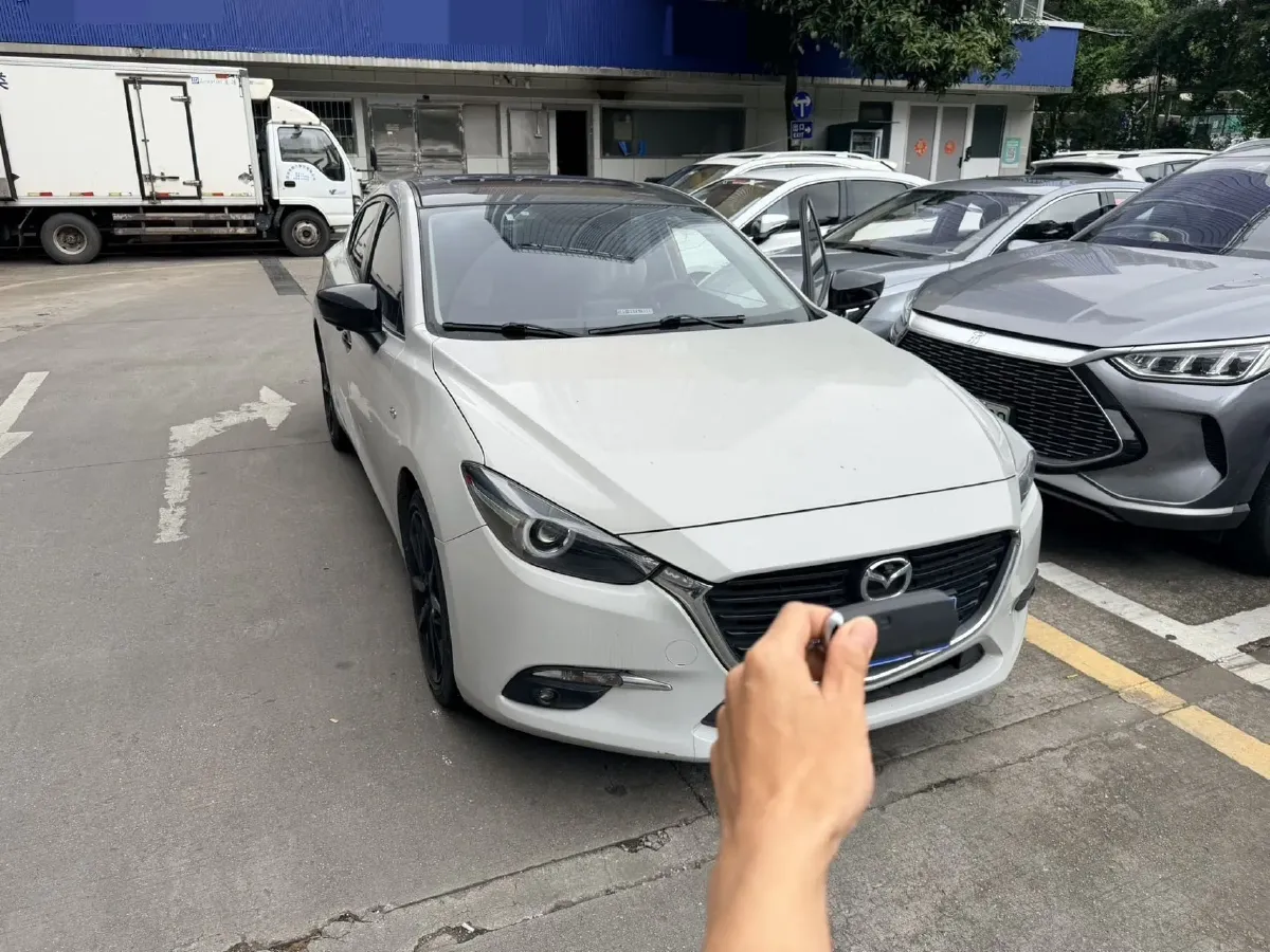 2017 Mazda 3 Axela 2.0L 158HP L4 6AT,autocango,china used car exporter,china ev exporter,chinese used car exporter,chinese used ev exporter