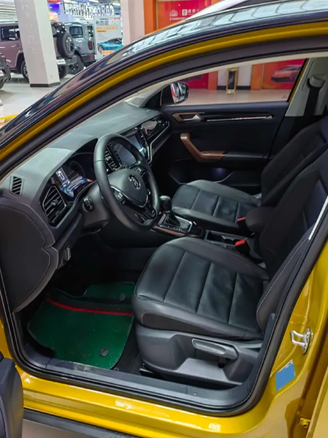 2018 Borgward BX7 2.0T 224HP L4 6AT,autocango,china used car exporter,china ev exporter,chinese used car exporter,chinese used ev exporter