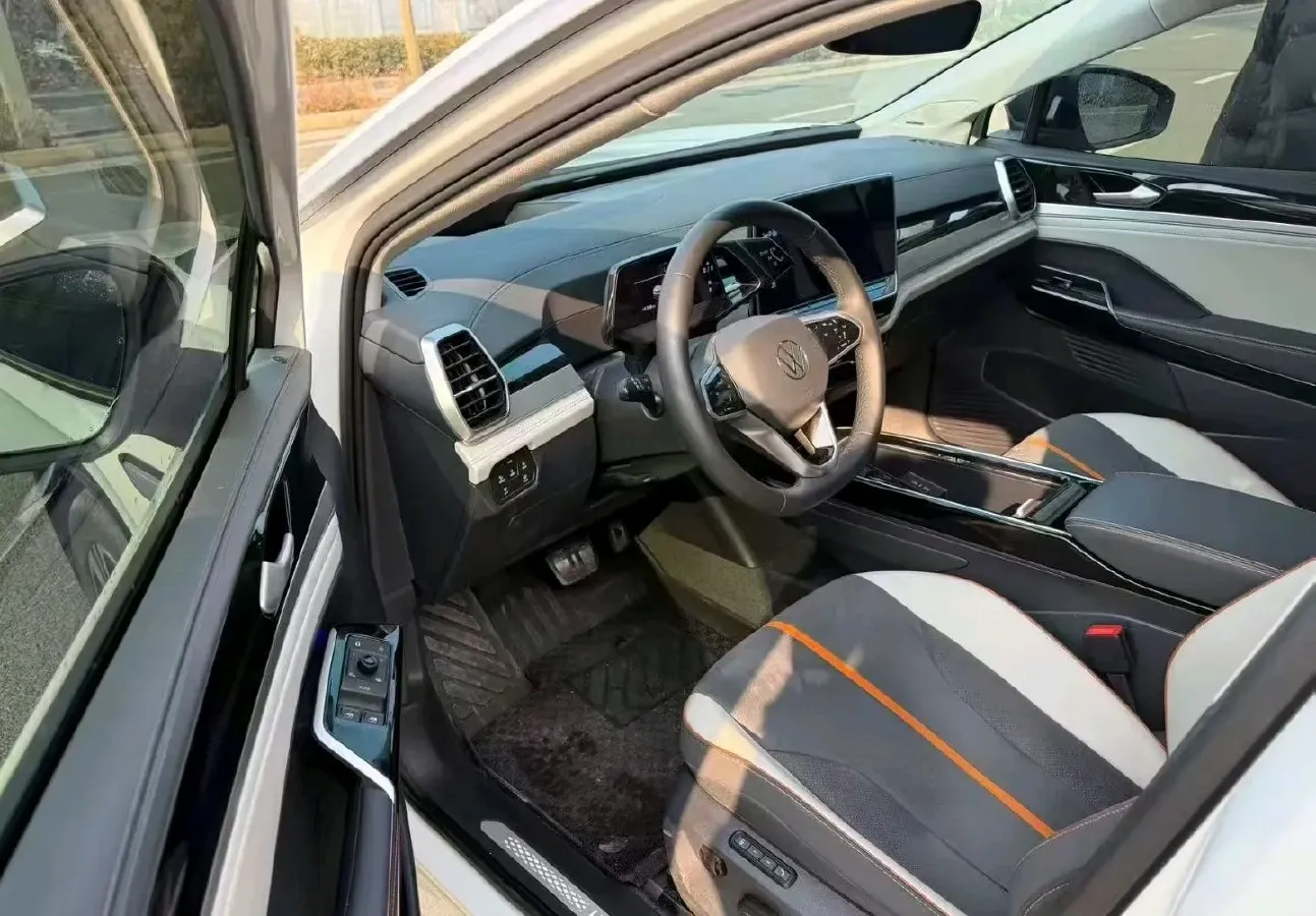 2023 Volkswagen ID.6 X BEV 83.4KWH,autocango,china used car exporter,china ev exporter,chinese used car exporter,chinese used ev exporter
