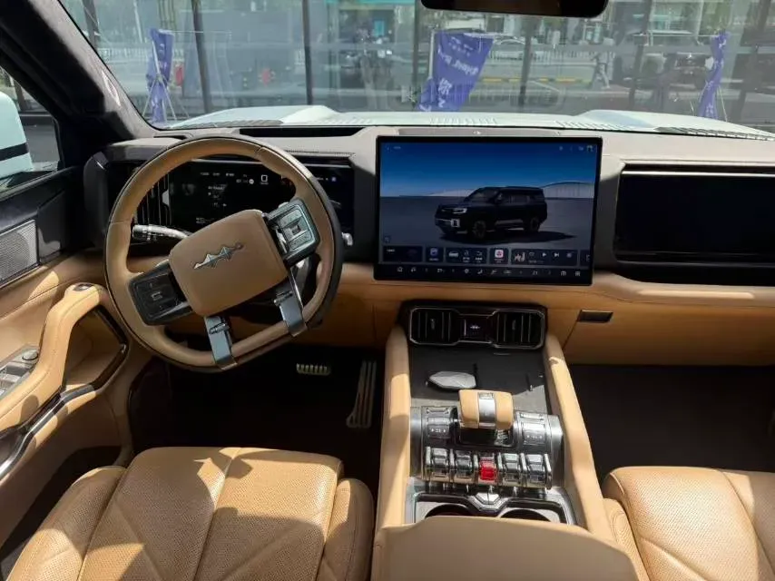 2025 FangChengBao Bao 8 2.0T 245HP L4 E-CVT PHEV 36.8KWH,autocango,china used car exporter,china ev exporter,chinese used car exporter,chinese used ev exporter