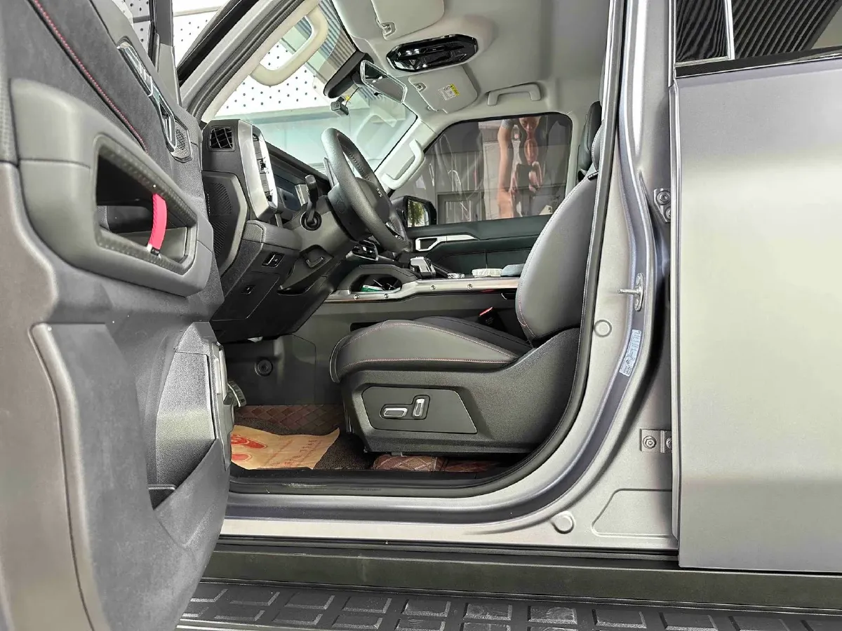 2024 Jetour ShanHai TravellerC-DM 1.5T 156HP L4 3DHT PHEV 26.7KWH,autocango,china used car exporter,china ev exporter,chinese used car exporter,chinese used ev exporter