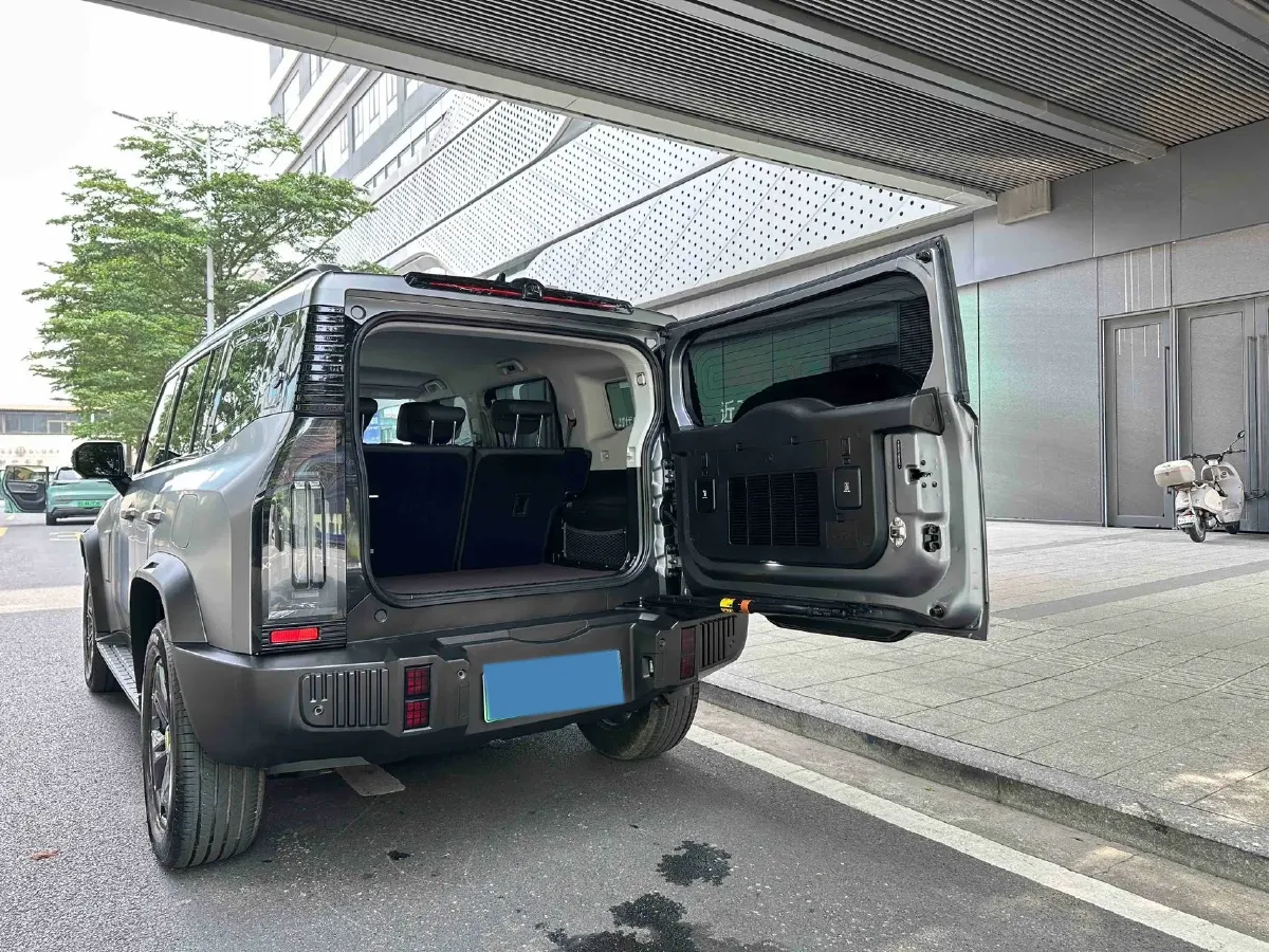2024 Jetour ShanHai TravellerC-DM 1.5T 156HP L4 3DHT PHEV 26.7KWH,autocango,china used car exporter,china ev exporter,chinese used car exporter,chinese used ev exporter