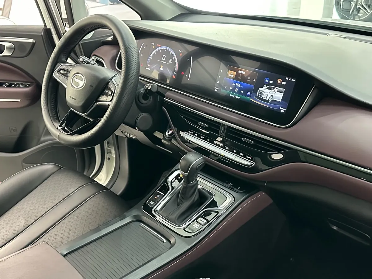 2021 GAC Trumpchi M6 1.5T 169HP L4 7DCT,autocango,china used car exporter,china ev exporter,chinese used car exporter,chinese used ev exporter