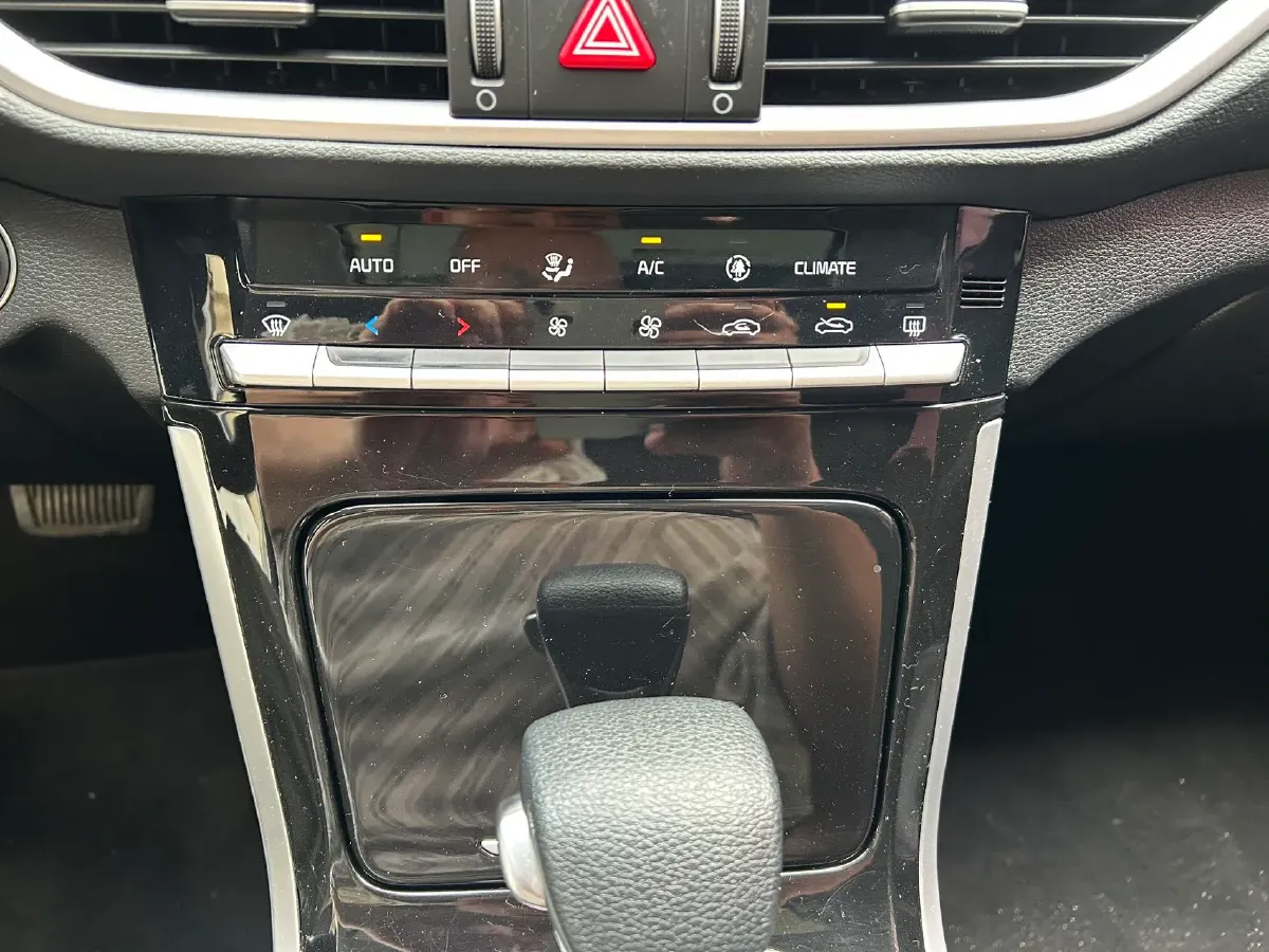 2021 Kia K3 1.5L 115HP L4 CVT,autocango,china used car exporter,china ev exporter,chinese used car exporter,chinese used ev exporter