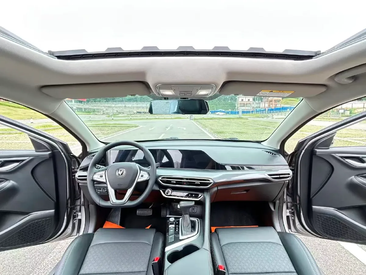 2020 ChangAn Eado 1.4T 158HP L4 7DCT,autocango,china used car exporter,china ev exporter,chinese used car exporter,chinese used ev exporter