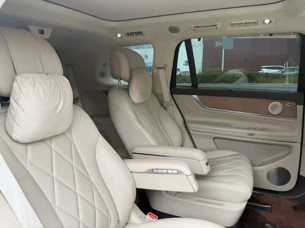 2024 AITO AITO M9 1.5T 152HP L4 REEV 42KWH,autocango,china used car exporter,china ev exporter,chinese used car exporter,chinese used ev exporter