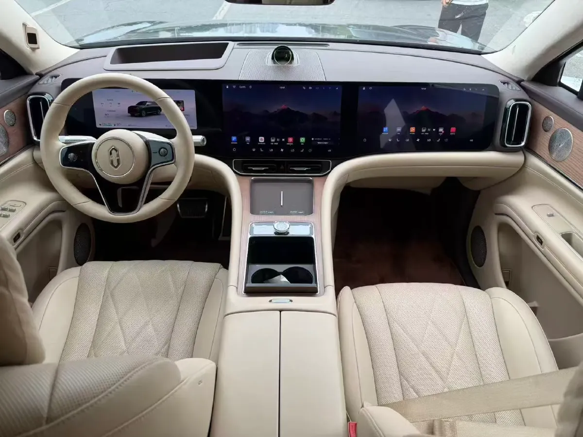 2024 AITO AITO M9 1.5T 152HP L4 REEV 42KWH,autocango,china used car exporter,china ev exporter,chinese used car exporter,chinese used ev exporter