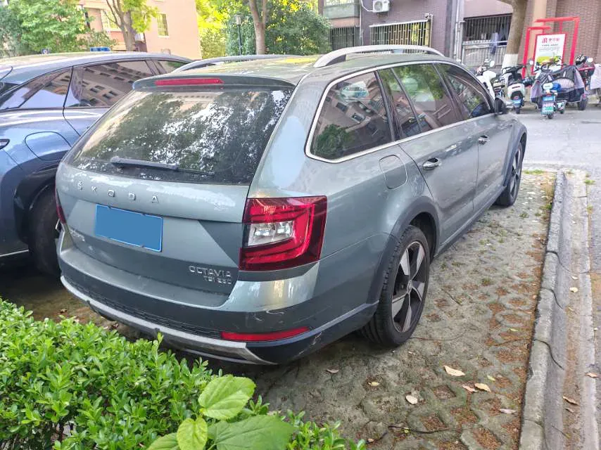 2019 Skoda Octavia 1.4T 150HP L4 7DCT,autocango,china used car exporter,china ev exporter,chinese used car exporter,chinese used ev exporter