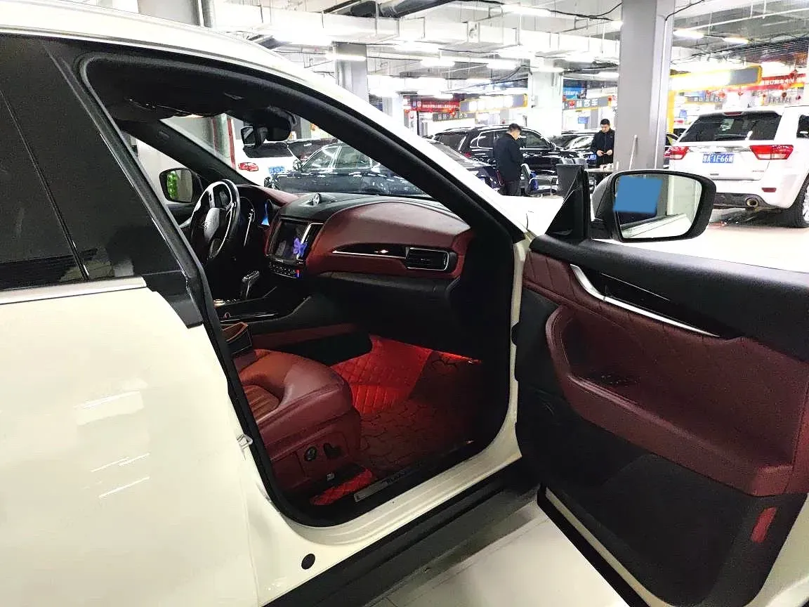2019 Maserati Levante 3.0T 350HP V6 8AT,autocango,china used car exporter,china ev exporter,chinese used car exporter,chinese used ev exporter