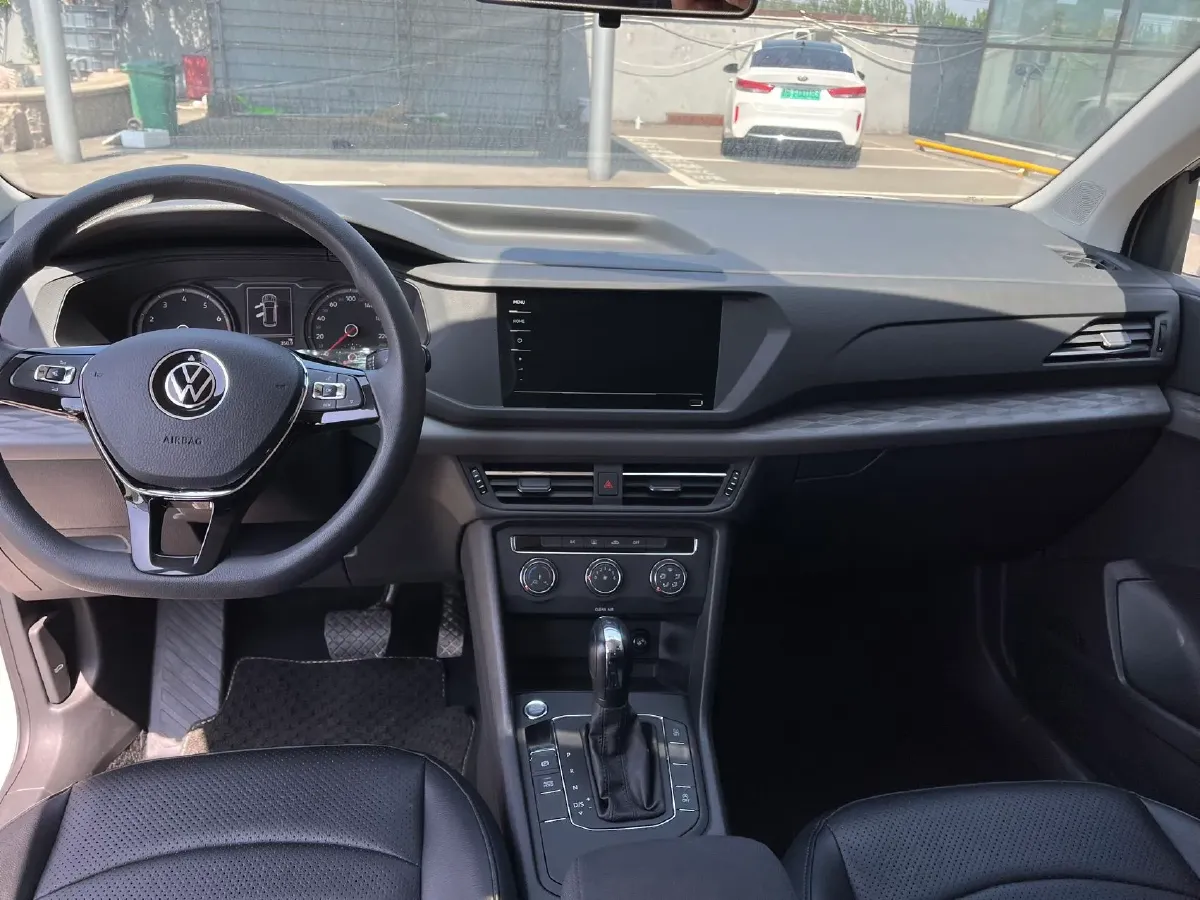 2021 Volkswagen Tharu 1.4T 150HP L4 7DCT,autocango,china used car exporter,china ev exporter,chinese used car exporter,chinese used ev exporter