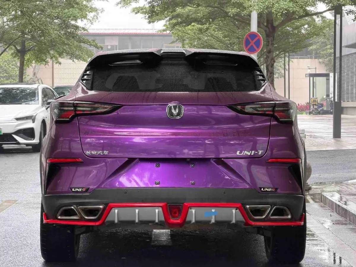 2020 ChangAn UNI-T 1.5T 180HP L4 7DCT,autocango,china used car exporter,china ev exporter,chinese used car exporter,chinese used ev exporter