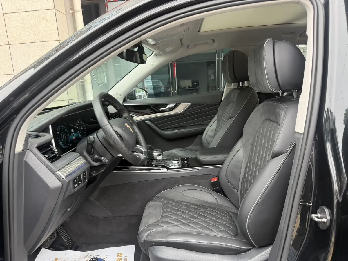 2019 HongQi HS5 2.0T 224HP L4 6AT,autocango,china used car exporter,china ev exporter,chinese used car exporter,chinese used ev exporter