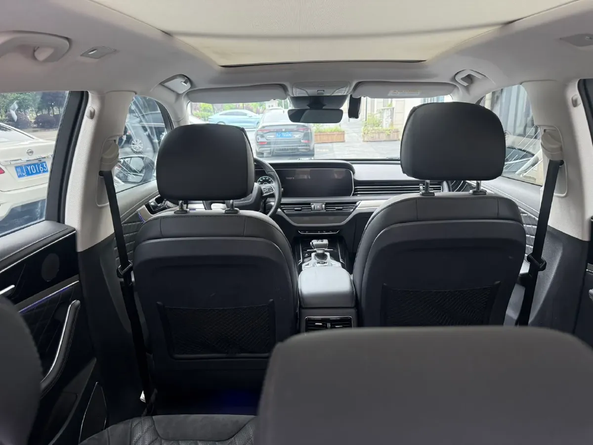 2019 HongQi HS5 2.0T 224HP L4 6AT,autocango,china used car exporter,china ev exporter,chinese used car exporter,chinese used ev exporter