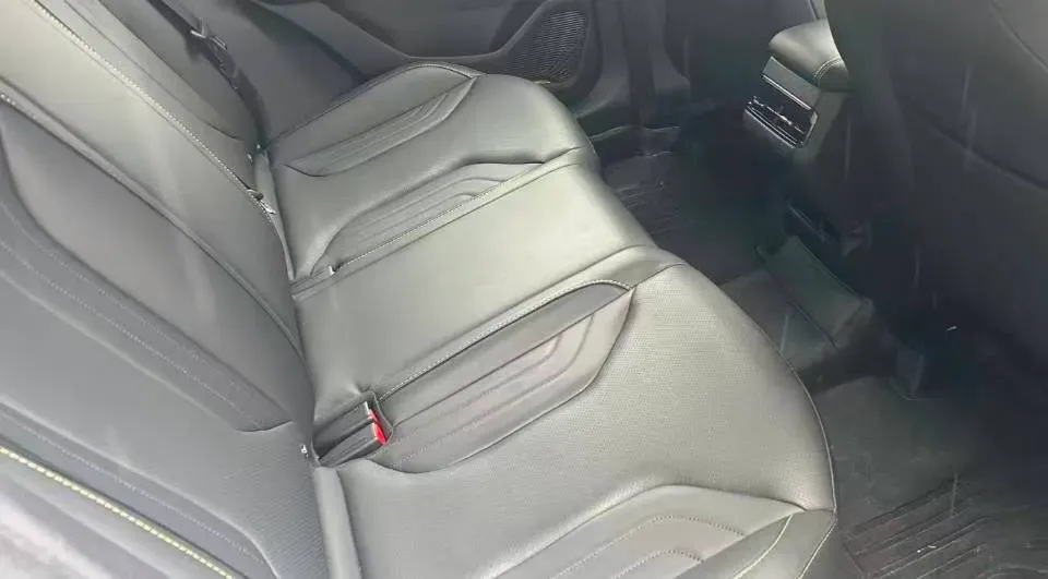 2025 Geely Coolray 1.5T 181HP L4 7DCT,autocango,china used car exporter,china ev exporter,chinese used car exporter,chinese used ev exporter