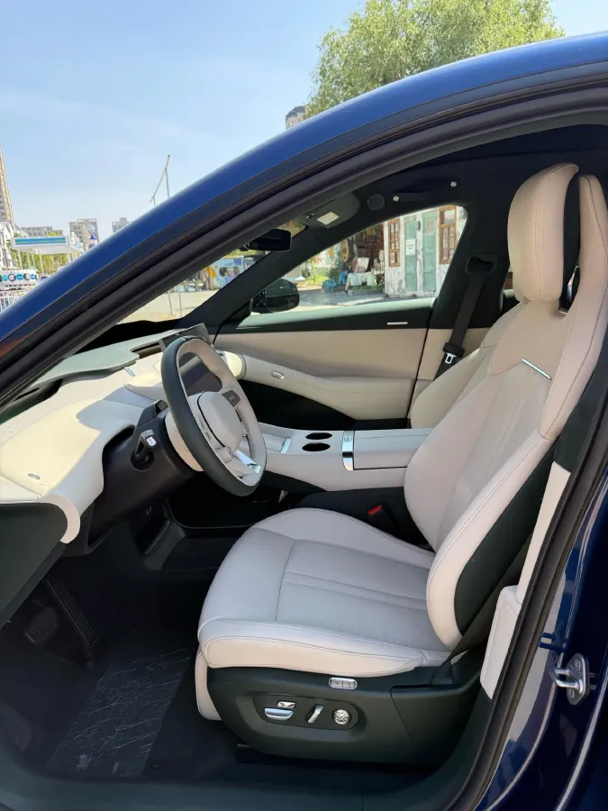 2025 MI YU7 BEV 101.7KWH,autocango,china used car exporter,china ev exporter,chinese used car exporter,chinese used ev exporter