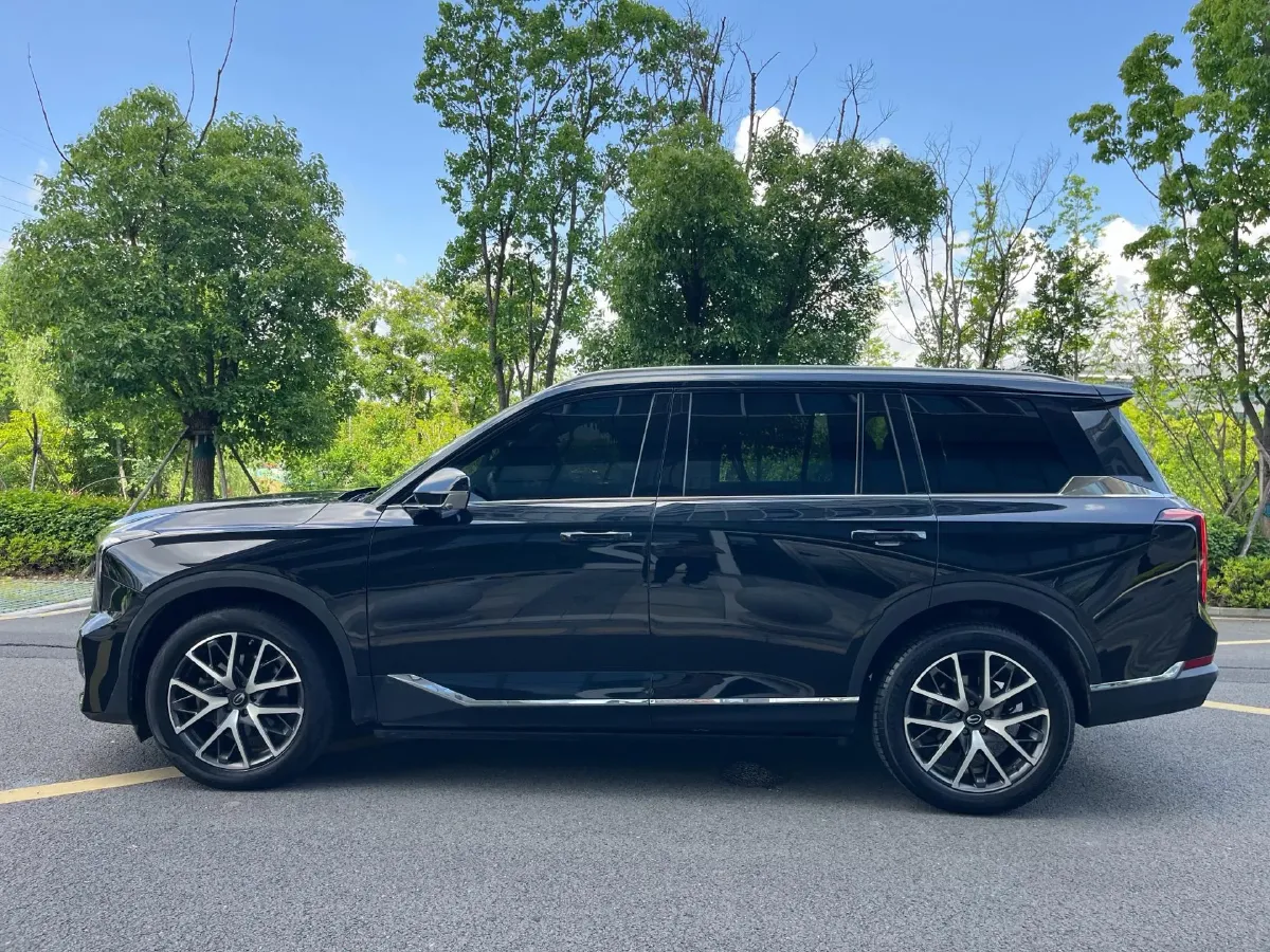2022 GAC Trumpchi GS8 2.0T 252HP L4 8AT,autocango,china used car exporter,china ev exporter,chinese used car exporter,chinese used ev exporter